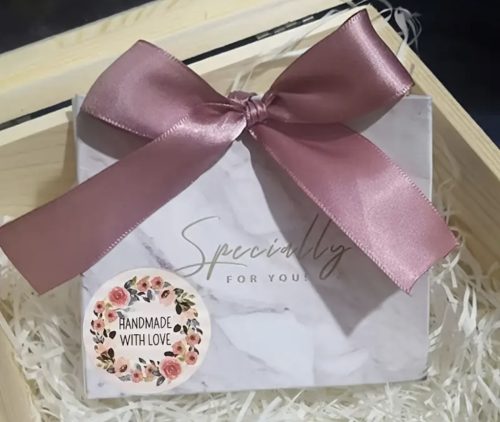 Papír öntapadós Handmade with love virágos matrica Ø25mm