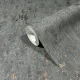 City Romance Beton: fekete alapon arany fényes mintás vlies-vinyl tapéta