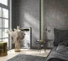 City Romance Beton: fekete alapon arany fényes mintás vlies-vinyl tapéta