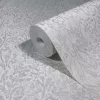 Ritus: Szürkésfehér alapon fémes halványkék virág mintás (mosható) vlies-vinyl tapéta