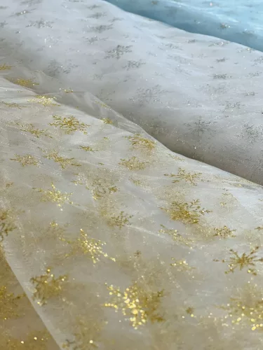 Glitteres farsangi/karácsonyi organza hópelyhekkel: ARANY
