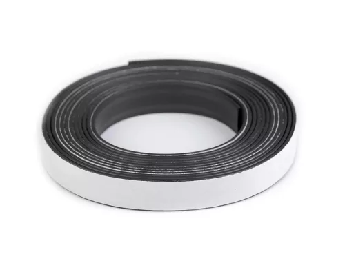 Öntapadós mágnes szalag (1,3 cm széles, 3 méter hosszú tekercsben)