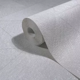   Naomi: Modern gyöngyházfehér geometriai mintás (mosható) vlies alapon hab felületű tapéta