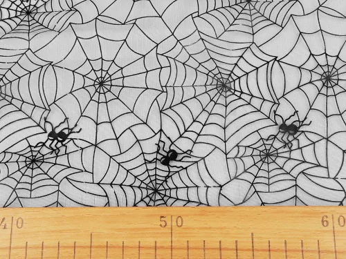 Fekete pókhálós ORGANZA Halloween-re (Wednesday jelmeznek)