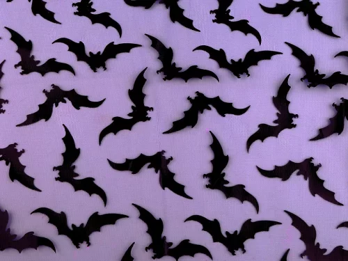 Halloween denevér mintás sifon anyag: LILA