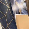 Metálos kollekció Speciel FX2: Éjkék-arany geometrikus sugárjáték mintás (mosható) vlies-vinyl tapéta