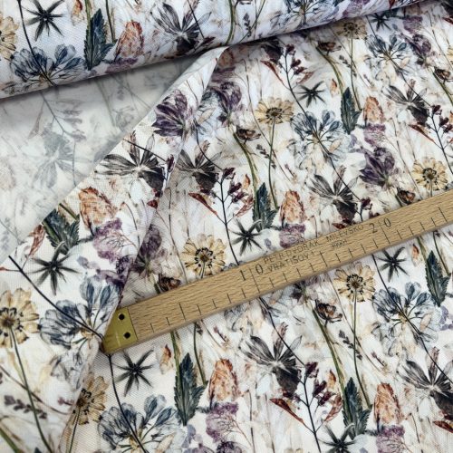 Designer vízálló szövet: Fehér alapon akvarell rajzolt virágok