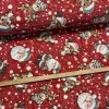 Piros kötött alapon szarvas és mikulás amigurimi karácsonyi dekortextil (TH'26)
