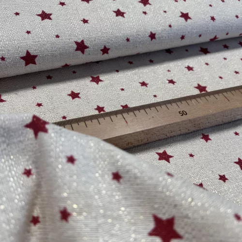 280 cm-es Natúr alapon piros csillagos arany szálas karácsonyi dekortextil (TH)
