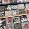 Szürkés színvilágú hóemberes karácsonyi dekortextil (TH)