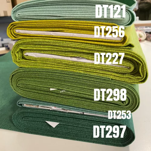 0,49 m EGYBEN KÉRHETŐ Fűzöld melíros egyszínű dekortextil (Aba c52)