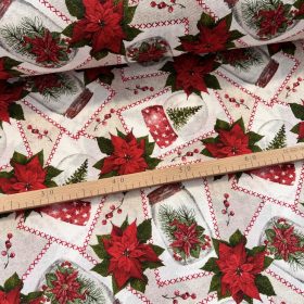   Üvegcsékben mikulásvirágos-hógömbös karácsonyi dekortextil (TH)