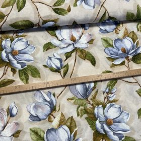 Natúros alapon kék magnóliás dekortextil (A)