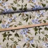 0,48 m EGYBEN KÉRHETŐ Natúr alapon kék virágok zöld levelekkel dekortextil (A)