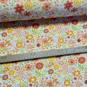   Kedves virágos: Fehér a. narancs-sárga dekortextil (digitálisan nyomott)