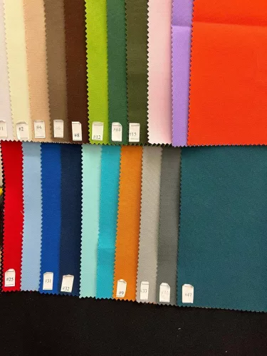 Világos szürke erős (vízhatlan, UV-álló) gyöngyvászon (#33 300D)