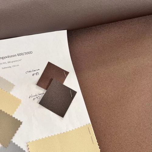 Csokibarna erős (vízhatlan, UV-álló) gyöngyvászon (#89 600/300D)