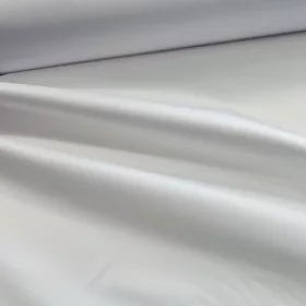   Fehér (vízhatlan, UV-álló) közepes vastagságú gyöngyvászon (#1 250D)
