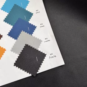   Fekete (vízhatlan, UV-álló) közepes vastagságú gyöngyvászon (#35 250D)