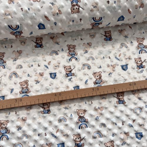 Ekrü alapon kék ruhás macis minky plüss