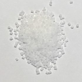   Fehér műanyag granulátum (pellet) gyermek játékokba 1 kg