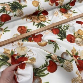 Karácsonyi party szövet: Fehér alapon gömbdíszes