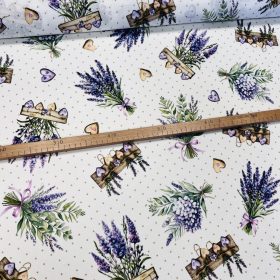 Fehér alapon levendula a polcon vízlepergető szövet