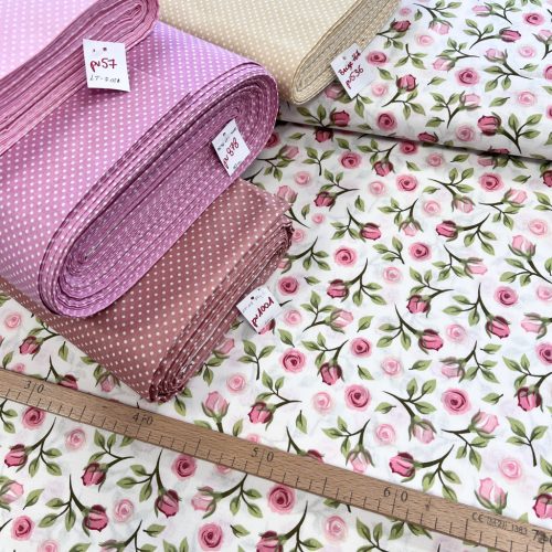 0,72 m EGYBEN KÉRHETŐ Világos a. púderrózsaszín rózsás pamutvászon