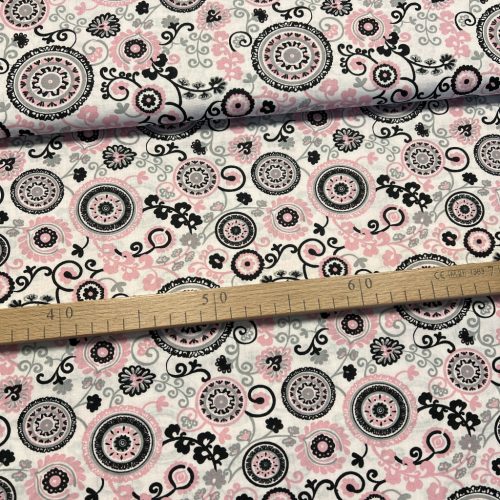 0,88 m EGYBEN KÉRHETŐ Fehér alapon rózsaszín-fekete mandalás pamutvászon