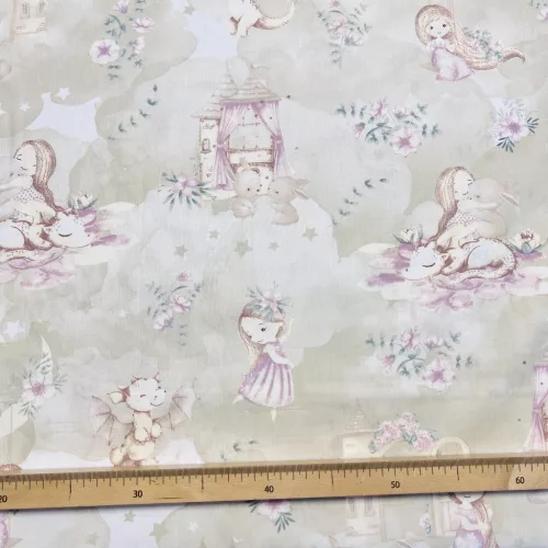 0,64 m EGYBEN KÉRHETŐ KIÁRUSÍTÁS: Lila ruhás királylány a sárkányával 160 cm sz. pamutvászon (KA)