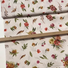   0,26 m EGYBEN  KÉRHETŐ Digitális pamutszatén: Nagyon halvány rózsaszínes a. rózsacsokros