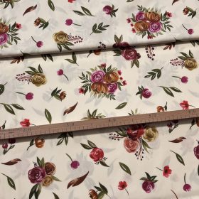   Digitális pamutszatén: Nagyon halvány sárga a. rózsacsokros