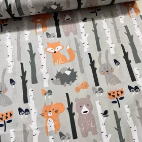   Szürkés-zöld alapon erdei állatok (maci, róka, nyuszi) 160 cm sz. pamutvászon (KA)