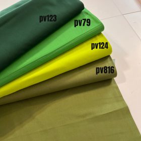 Keki zöld egyszínű pamutvászon (LT. Khaki 18-0332)