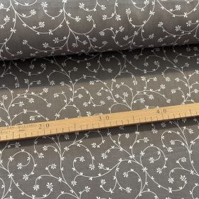   1,14 m EGYBEN KÉRHETŐ Extra puha: Szürke a. fehér indás-kisvirágos (puha, puplin tapintású) pamutvászon