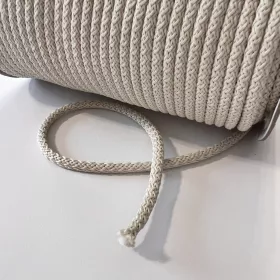 Bézs 5 mm-es poliester zsinór (#031)