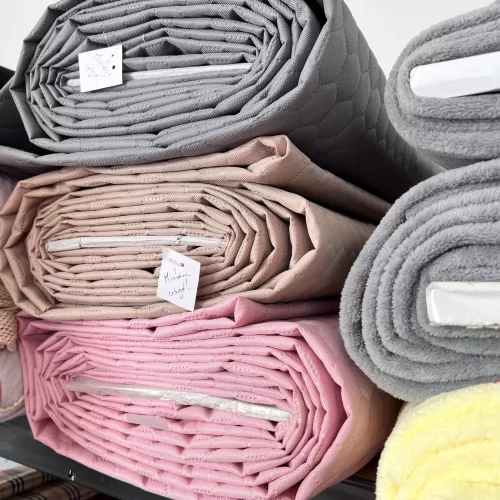 Steppelt vízlepergető (flízzel bélelt) anyag: Rózsaszín