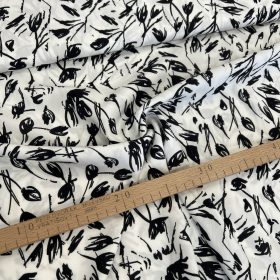 Fehér alapon fekete tulipános viszkóz voile