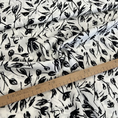 Fehér alapon fekete tulipános viszkóz voile