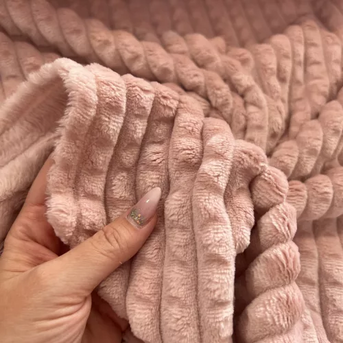 0,7 m EGYBEN KÉRHETŐ Dombor mintás wellsoft: Dusty baby pink
