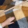 0,32 m 200 cm széles Mustár-ekrü-szürke-sötétkék négyzetes extra meleg sherpa (Teddy) anyag
